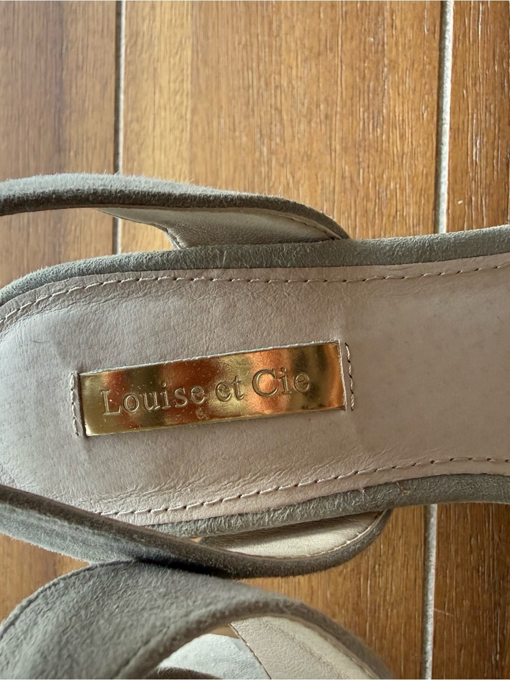 Like New Louise et Cie Light Gray Suede Slide Sandals with Gold Plaque